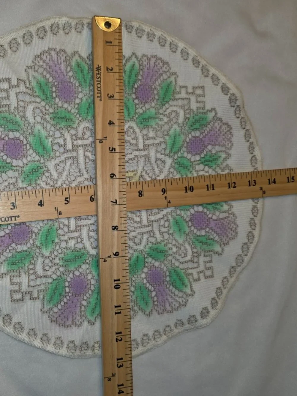 Scottish Celtic Knot Doily Traditional Thistle Motif Geometric Decor Round